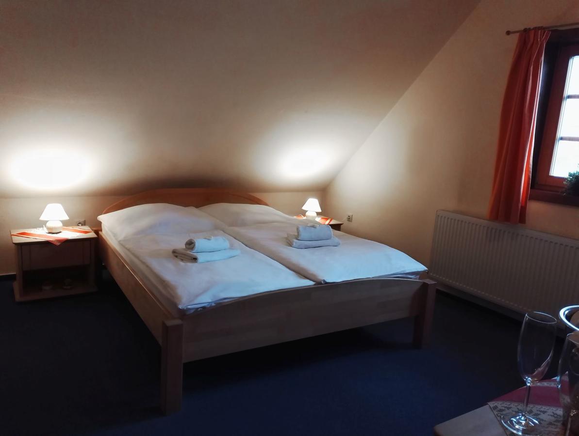 Penzion Schweintaal Bravacovo Ngoại thất bức ảnh